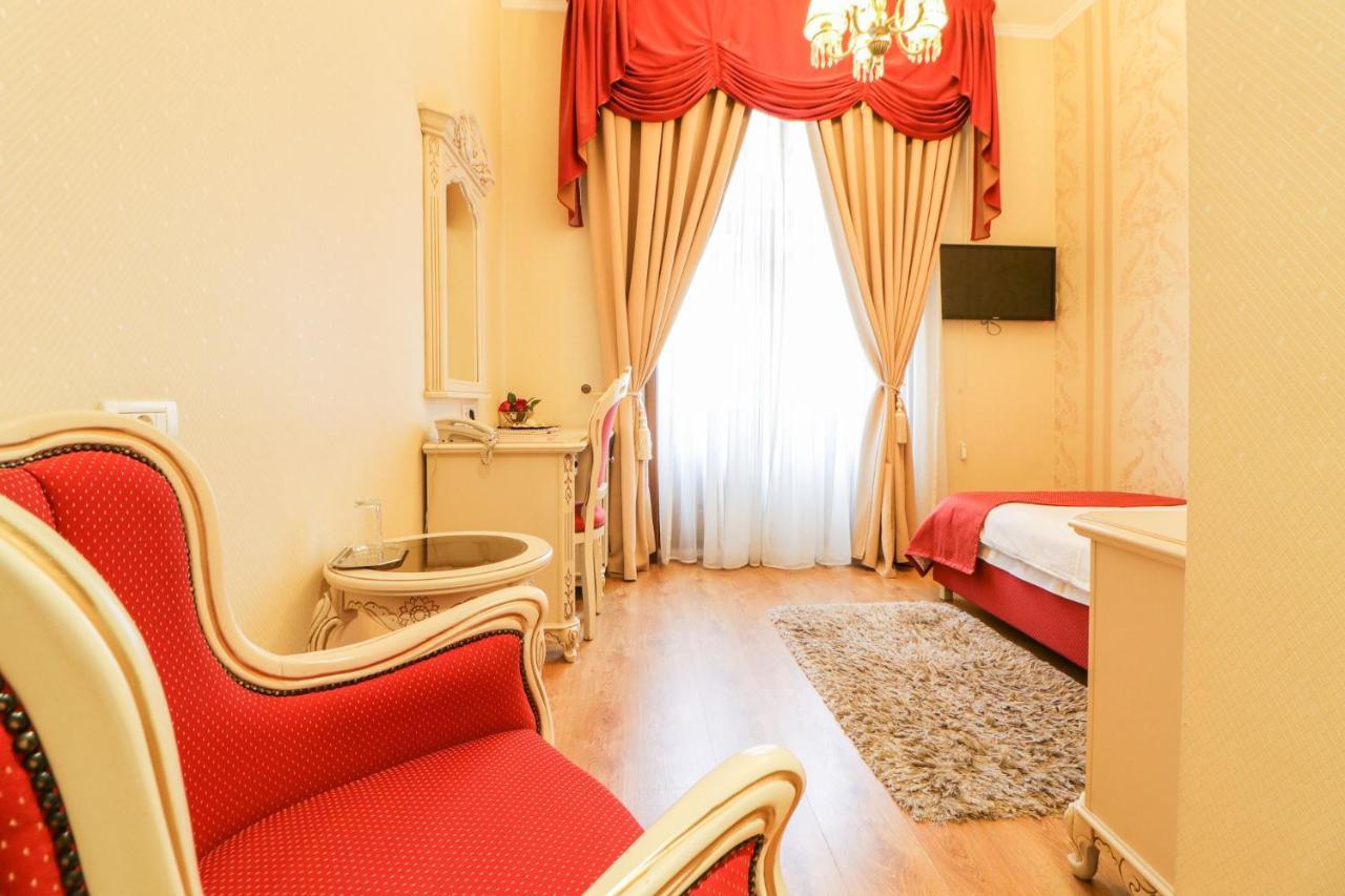 Astoria Grand Hotel Oradea Ngoại thất bức ảnh