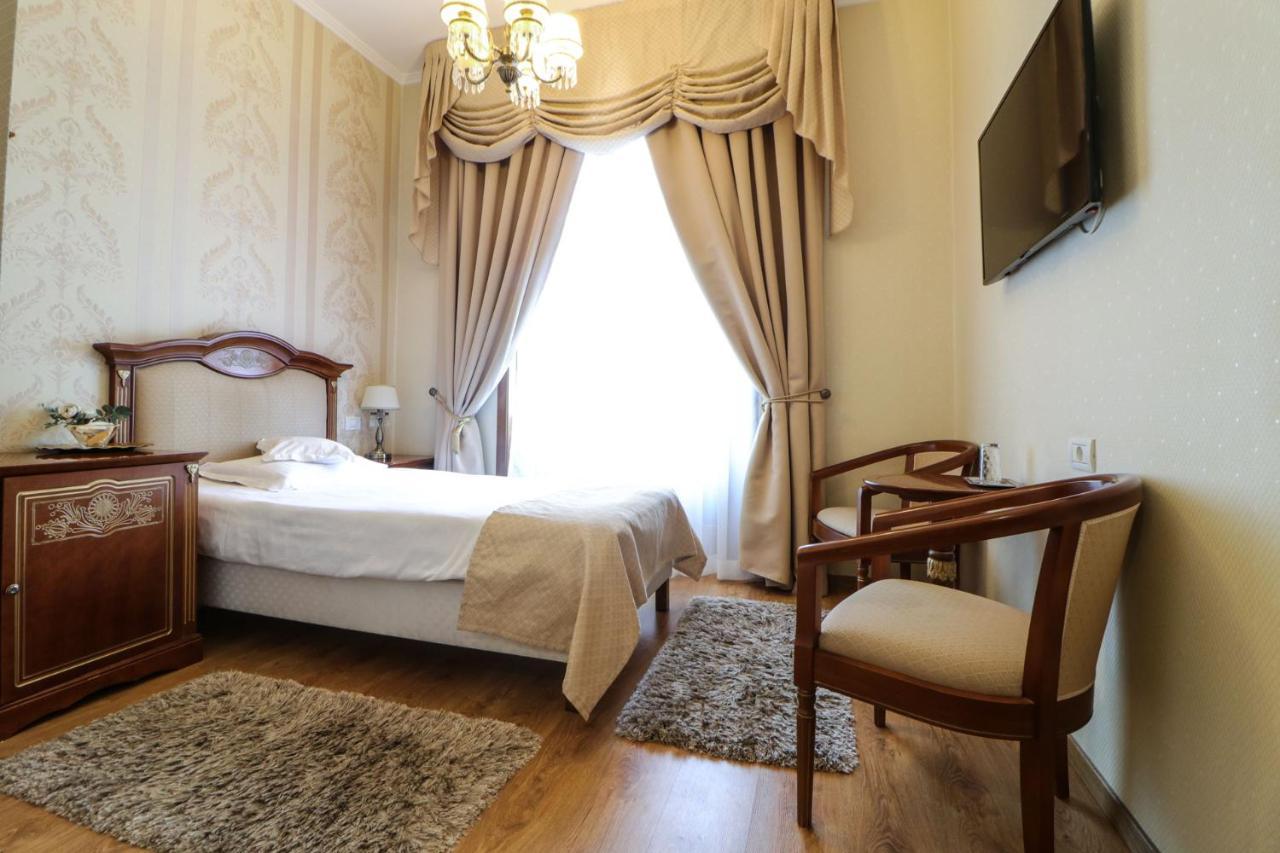 Astoria Grand Hotel Oradea Ngoại thất bức ảnh