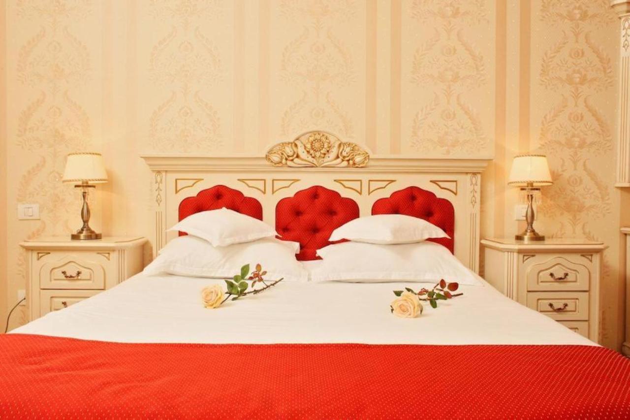 Astoria Grand Hotel Oradea Ngoại thất bức ảnh