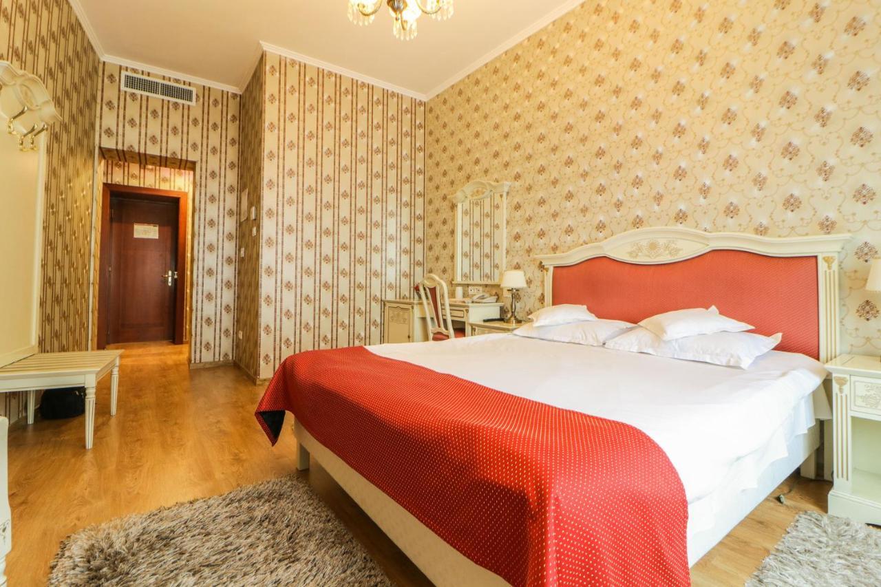 Astoria Grand Hotel Oradea Ngoại thất bức ảnh