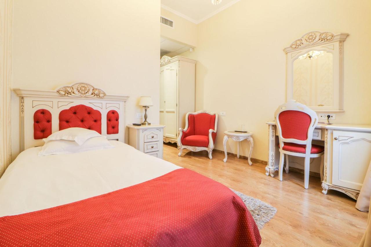 Astoria Grand Hotel Oradea Ngoại thất bức ảnh