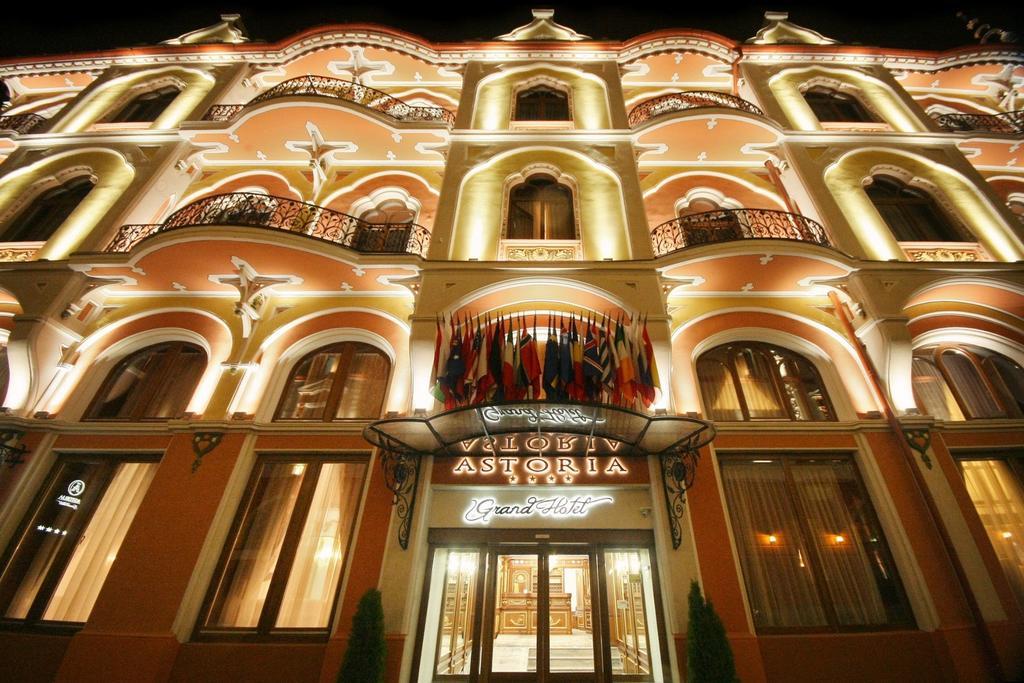 Astoria Grand Hotel Oradea Ngoại thất bức ảnh